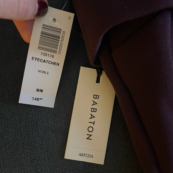 Babaton Eyecatcher Dress
Aritzia Purple Strapless Midi Dress - Picture 5 of 6